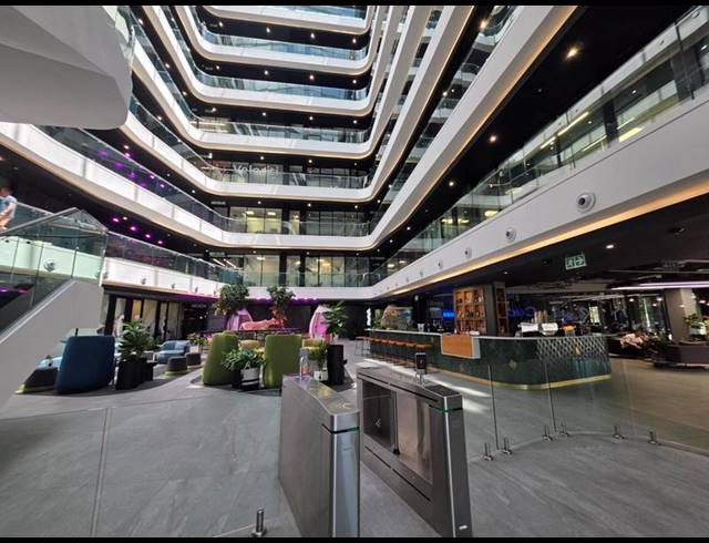 BUSINESS PROPERTY TO RENT IN MENLYN